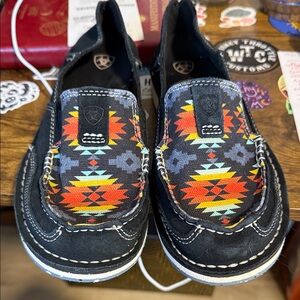 Ariat slip on mocassins